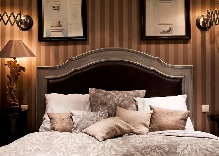 Chateaubriand Hotel 4*