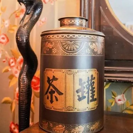 מלון Chateaubriand פריז