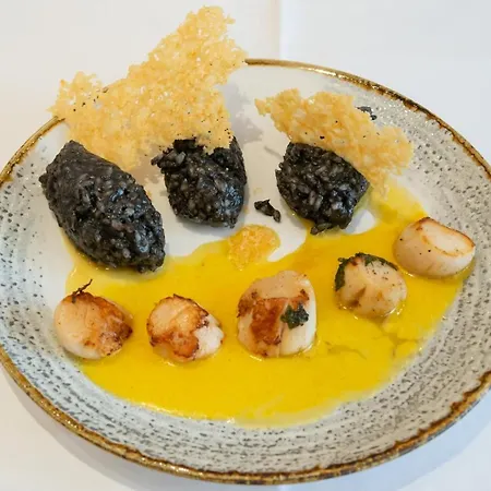 Chateaubriand Hotel 4*