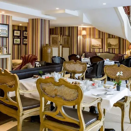 Chateaubriand Hotel