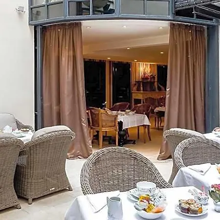Chateaubriand 4*