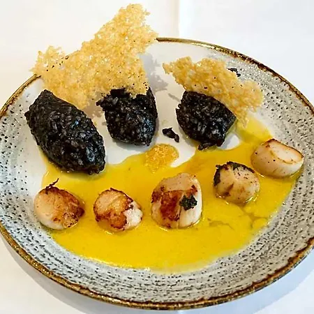 فندق Chateaubriand باريس