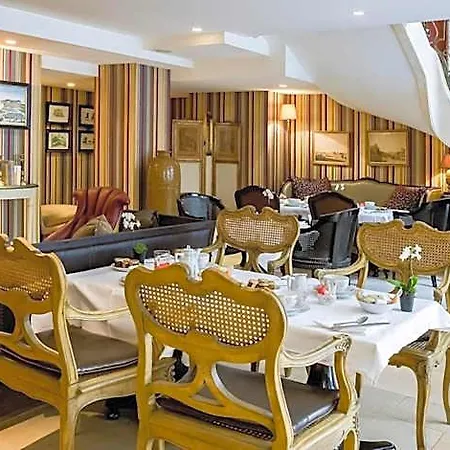 فندق Chateaubriand