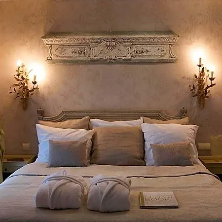 Chateaubriand فندق 4*