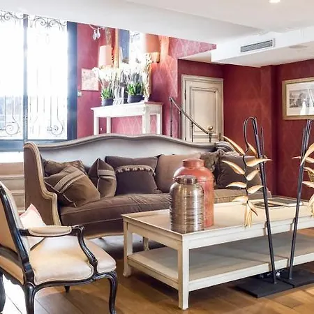 Hotell Chateaubriand Paris