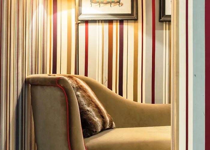 Chateaubriand Hotel 4*