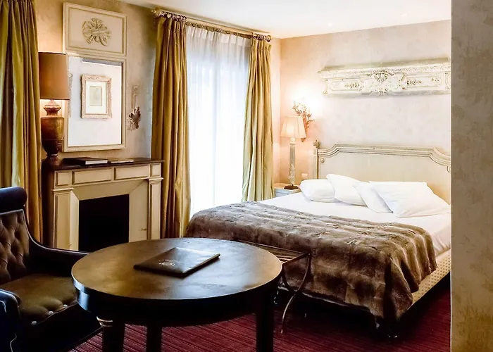 Chateaubriand Hotel Paris