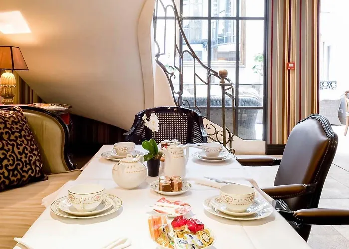 فندق Chateaubriand باريس