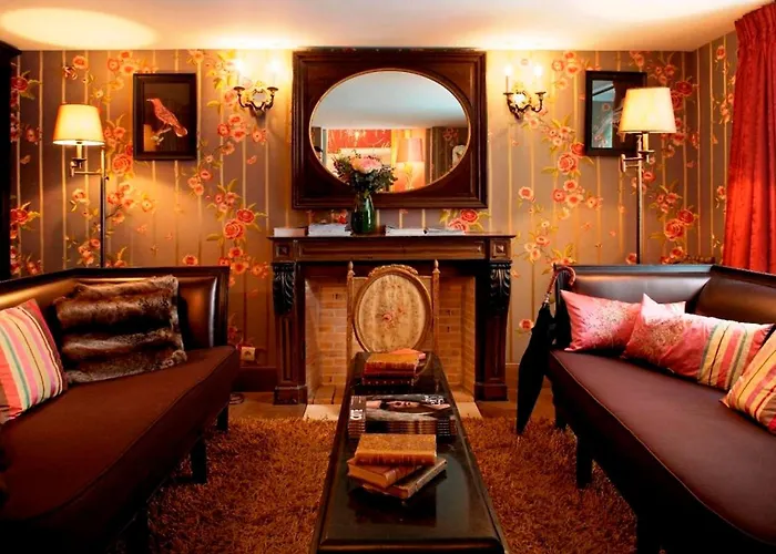 Chateaubriand Hotel 4*