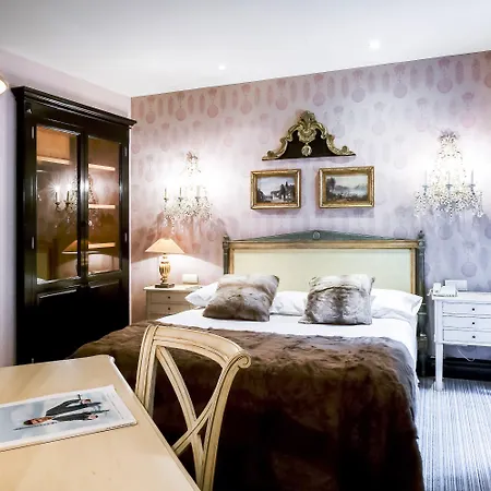 布里安城堡酒店 4*