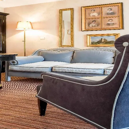 布里安城堡酒店 4* 巴黎