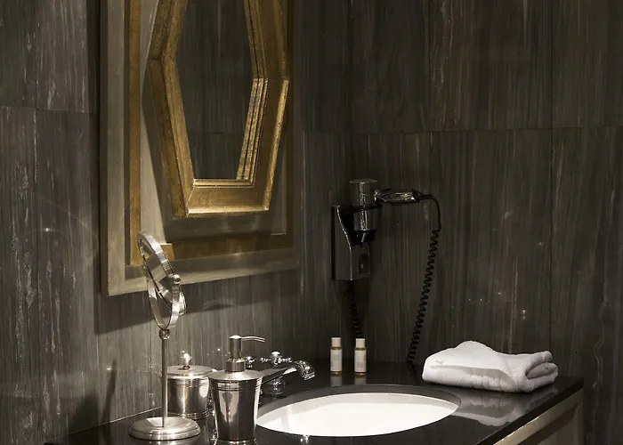 Hotel Chateaubriand